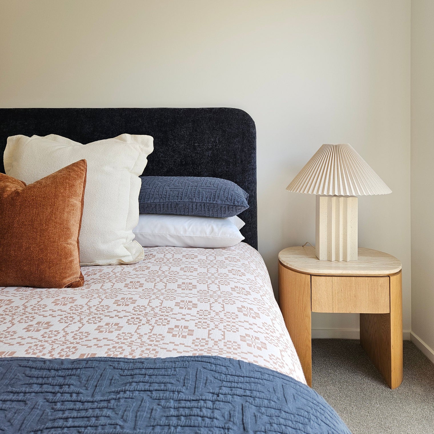 HEADBOARD - ORDERS Not specified