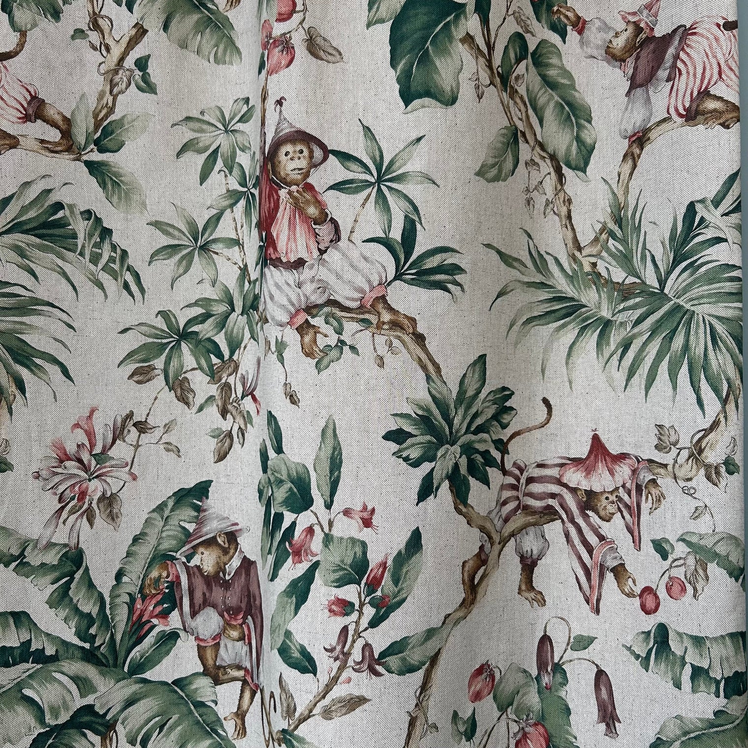 CHINOISERIE Not specified