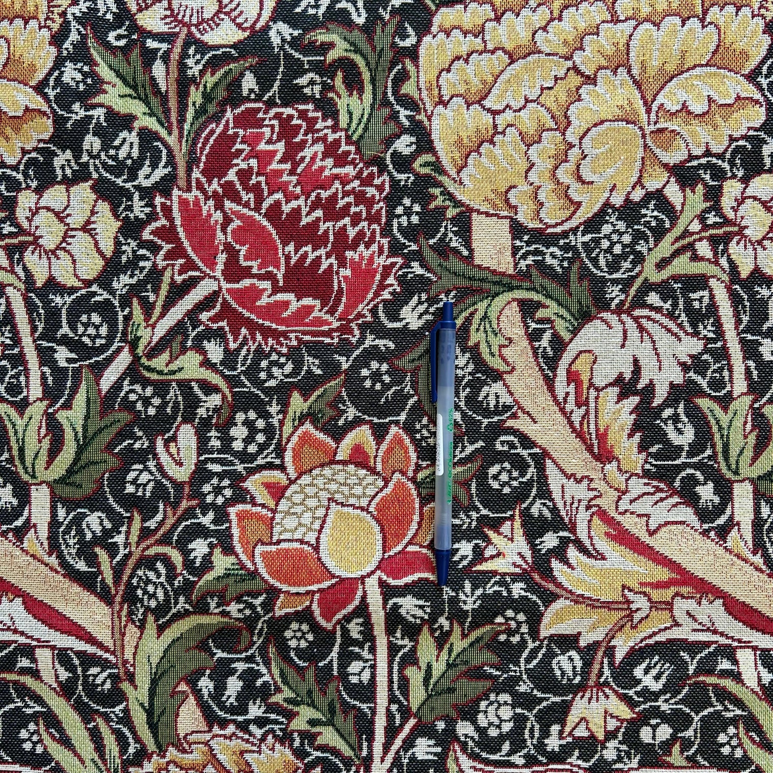 THE CRAY WEAVE Not specified