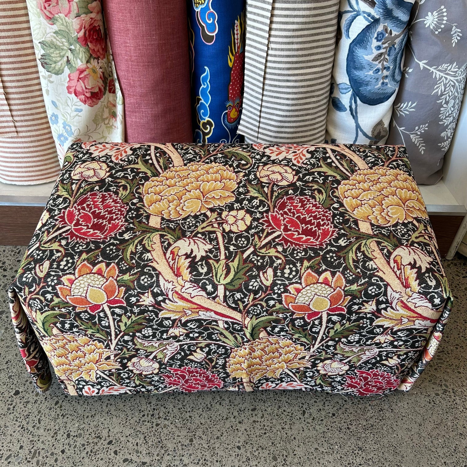 THE CRAY WEAVE Not specified