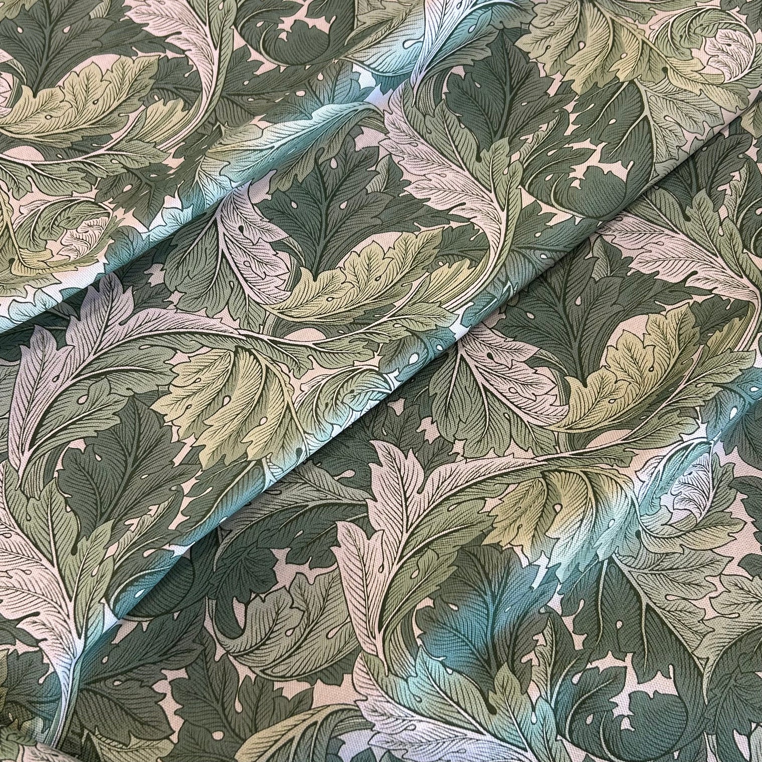 WM ACANTHUS APPLE Not specified