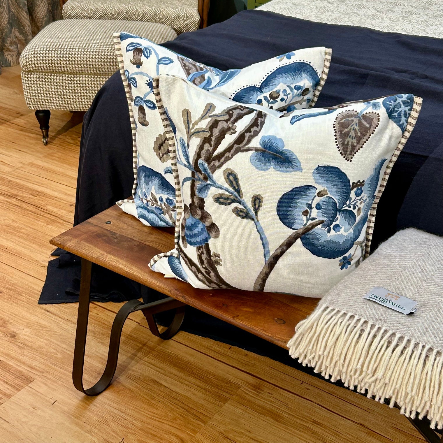 Marlena w Stripe Flange Cushion FABRIC HOUSE