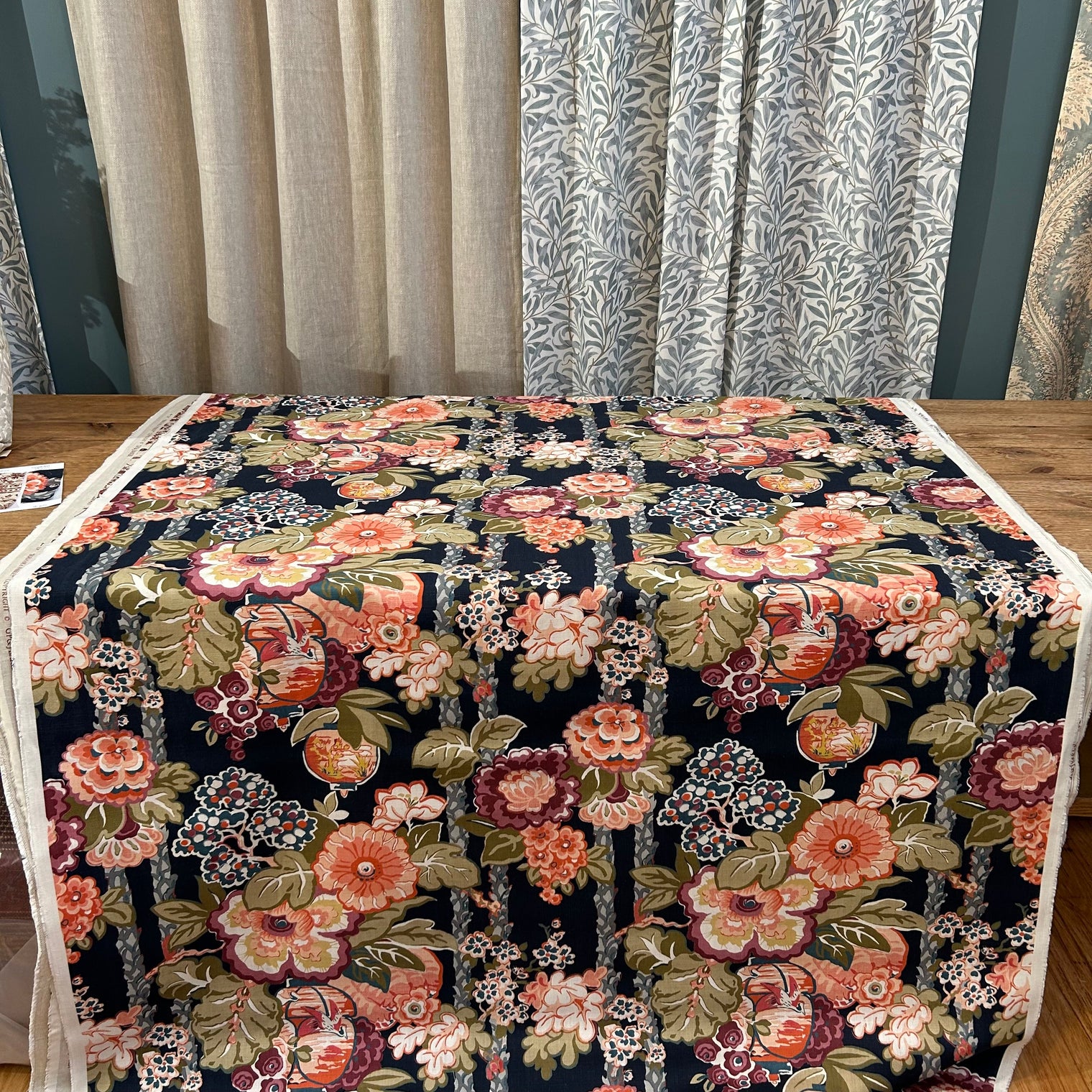 ORIENTAL FLORAL Not specified