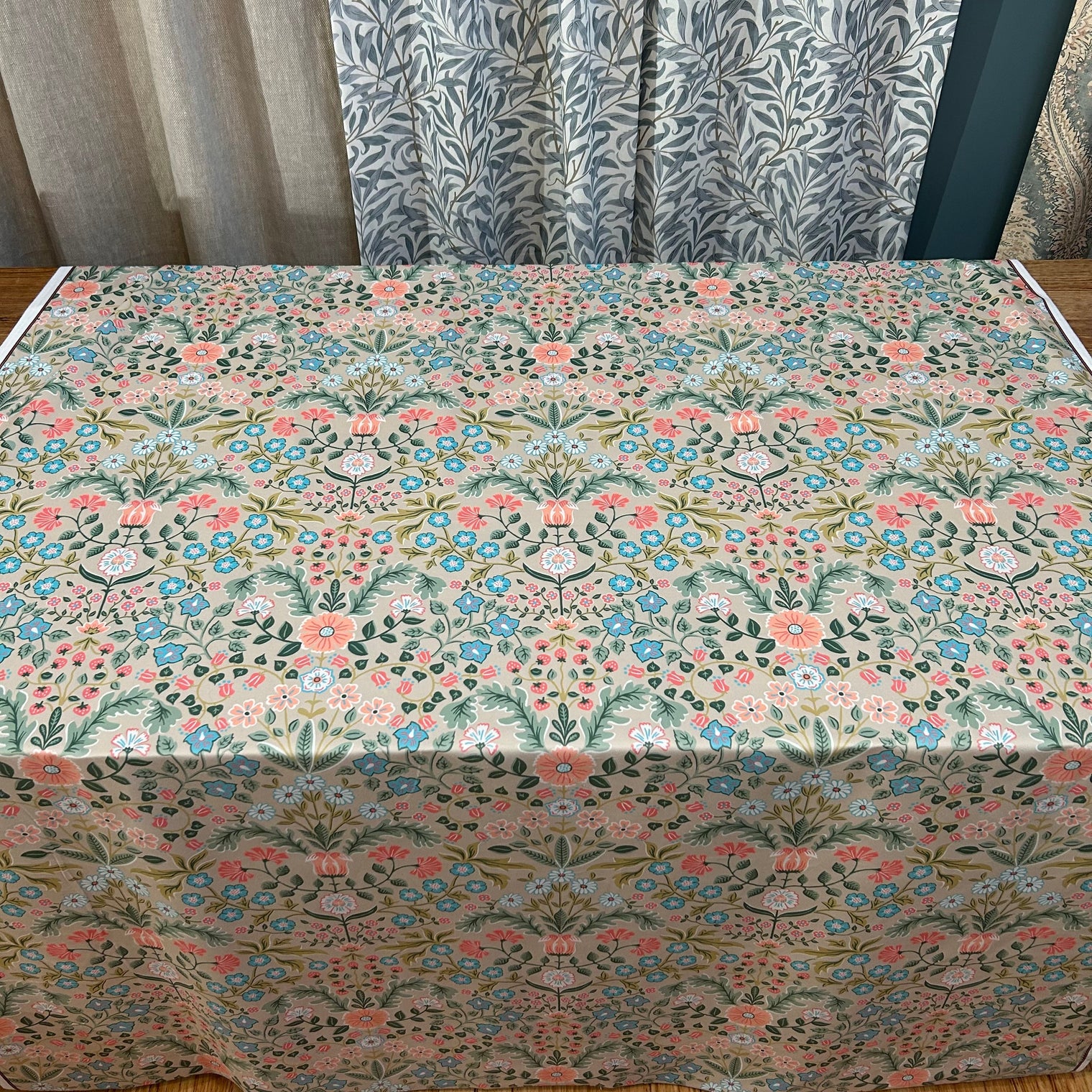 COMPTON VELVET Not specified