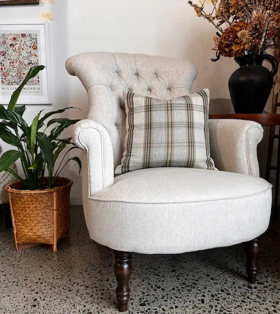 ARMCHAIR ANNA Not specified