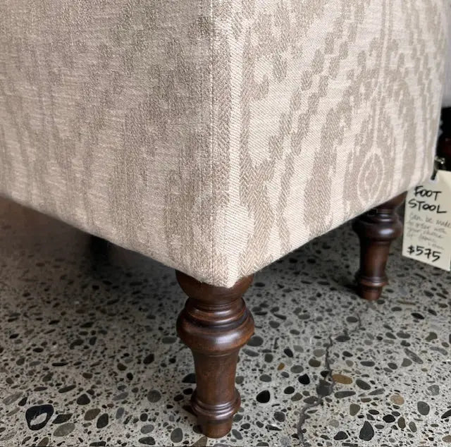 KATIE BOX FOOT STOOL Not specified