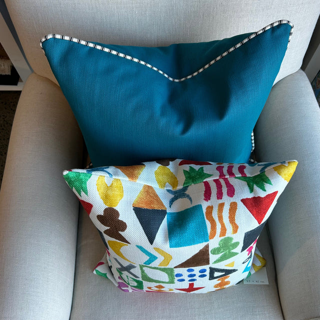 Pimlico Piped Cushion Not specified