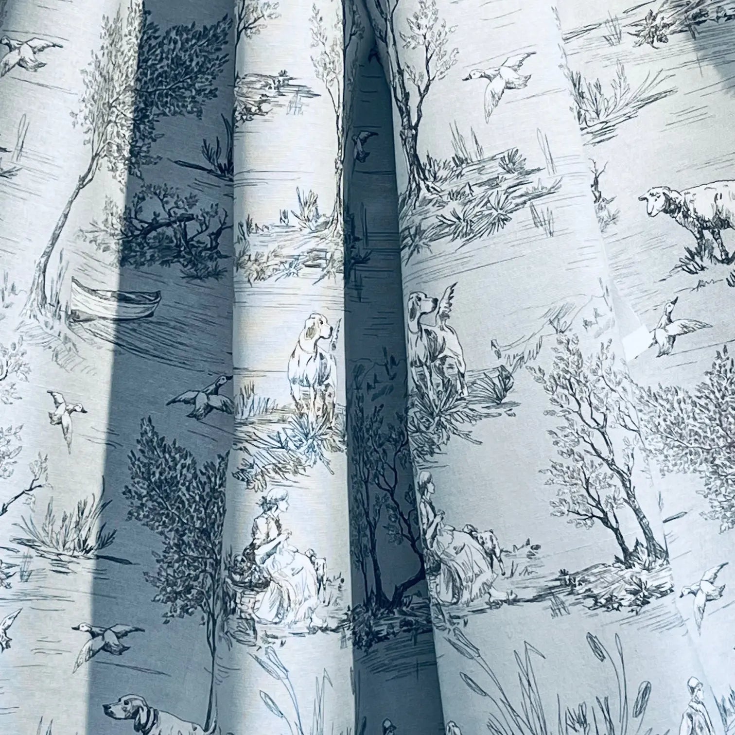 COUNTRY TOILE Not specified