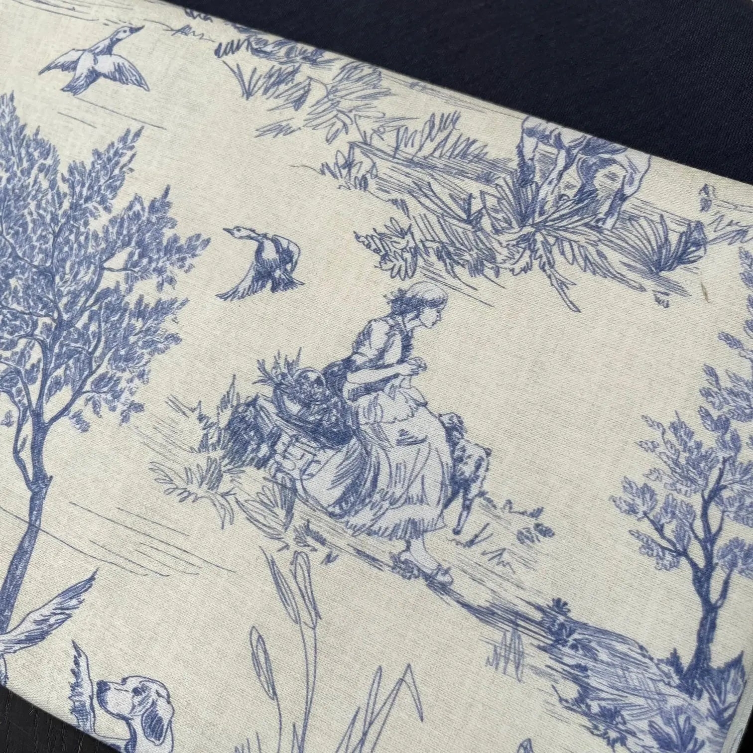 COUNTRY TOILE Not specified