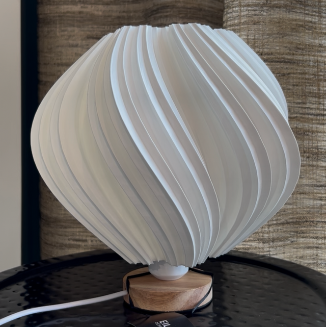 EILO LAMP