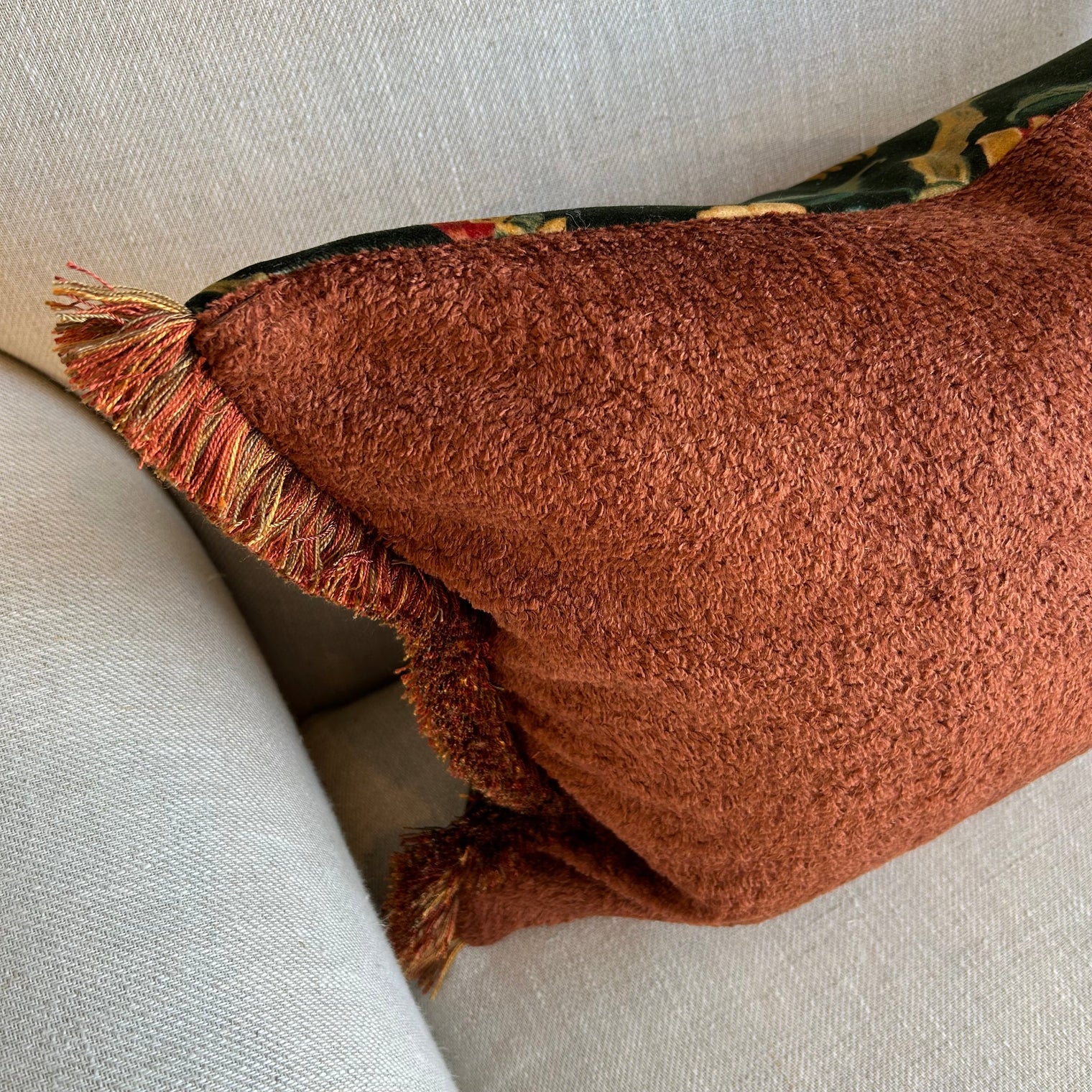Chifu Velvet Cushion w Ruche FABRIC HOUSE