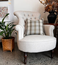 ARMCHAIR ANNA