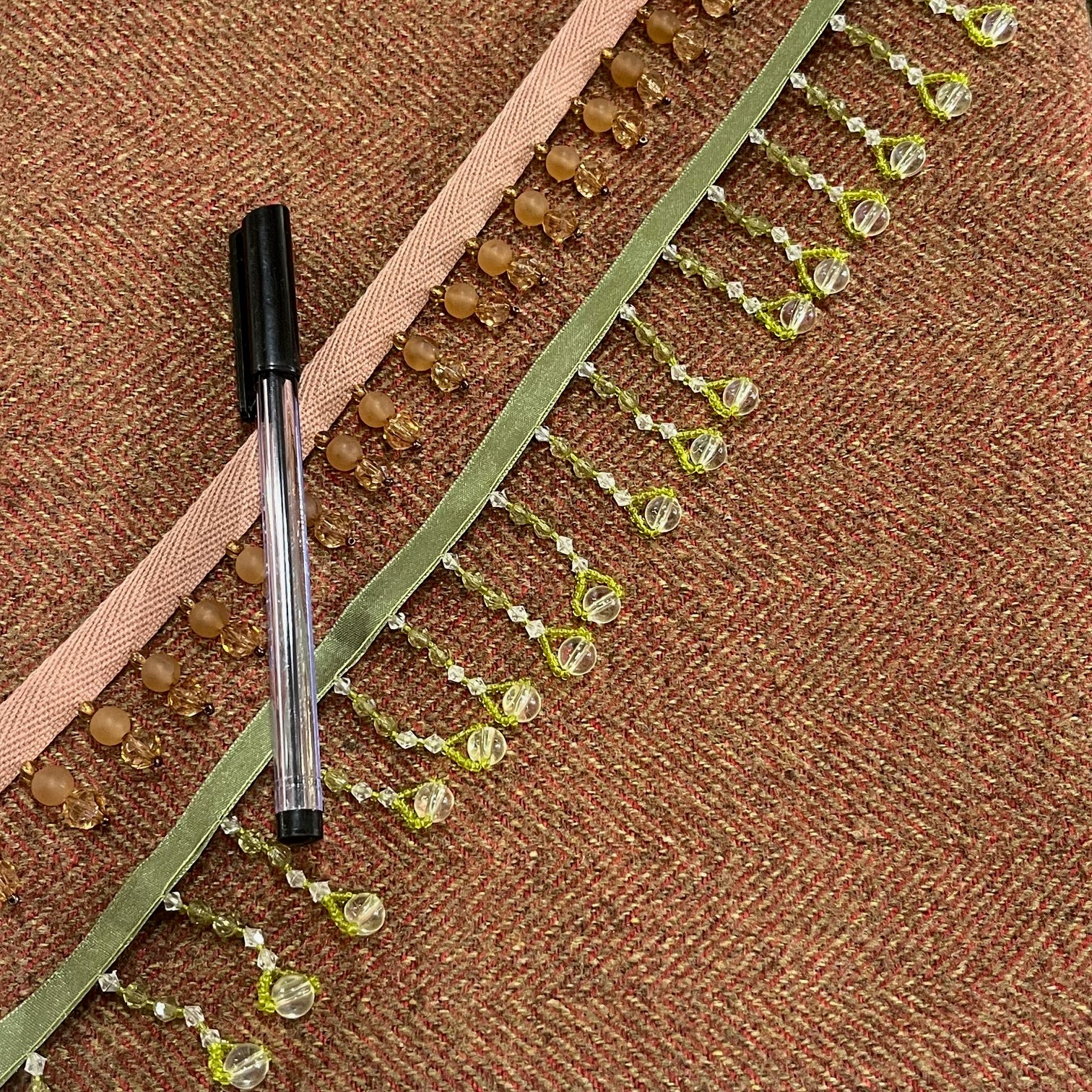 BEAD TRIM