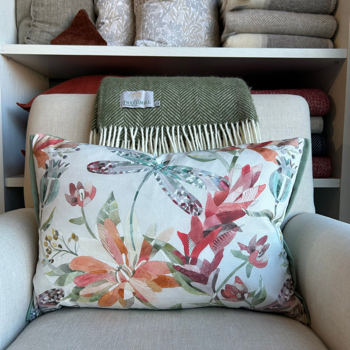 Volatus Cushion Not specified