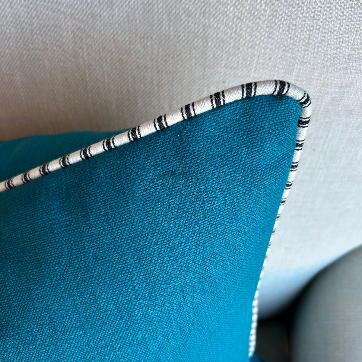 Pimlico Piped Cushion Not specified