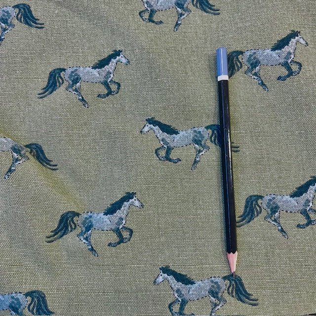 GREY HORSE