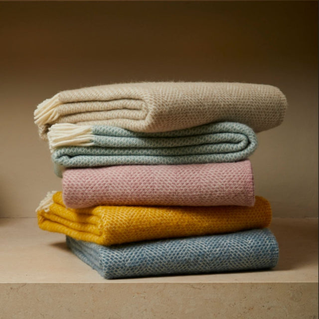 TWEEDMILL BEEHIVE THROW - Fabric House